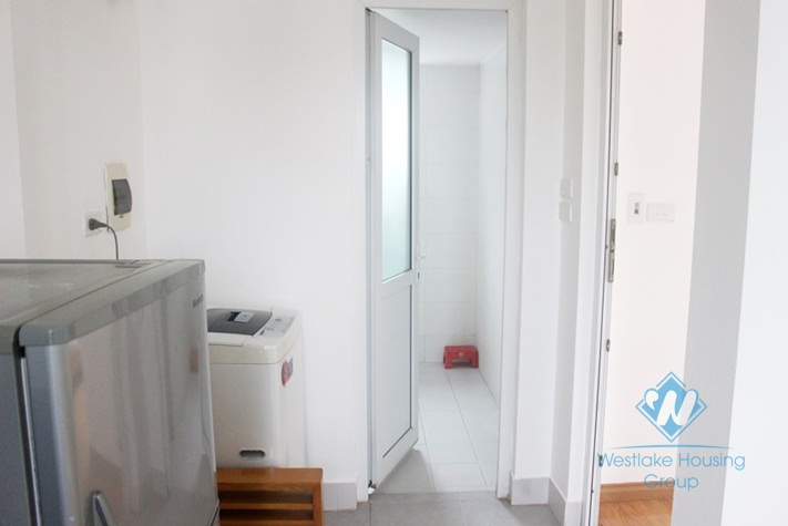 One bedroom apartment in Hoang Hoa Tham street, Ba Dinh district, Hanoi