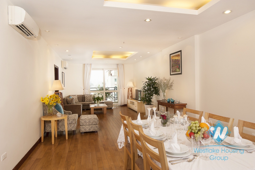 3 bedroom partment for rent in the center of Hanoi, Hai Ba Trung district, Vietnam