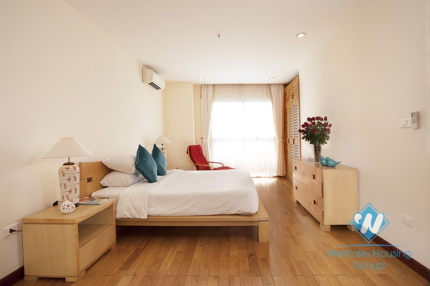 3 bedroom partment for rent in the center of Hanoi, Hai Ba Trung district, Vietnam