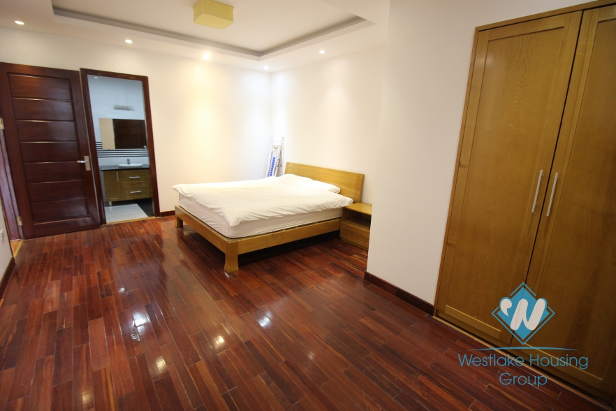Gorgeous apartment for rent on Xuan Dieu, Tay Ho, Hanoi 