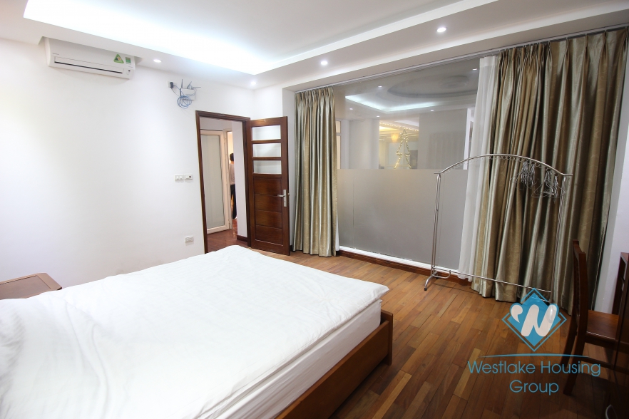 Gorgeous apartment for rent on Xuan Dieu, Tay Ho, Hanoi 