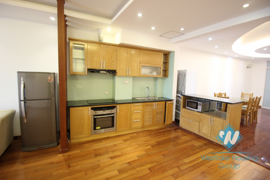 Gorgeous apartment for rent on Xuan Dieu, Tay Ho, Hanoi 