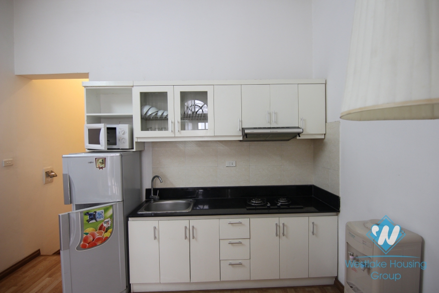 Cheap and good quality apartment for rent in Ba Dinh area, near Lotte building 
