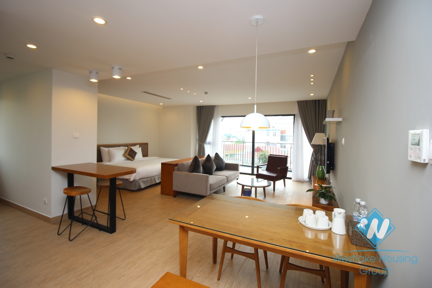 Luxury and elegant studio one bedroom serviced apartment for rent in Dong Da District