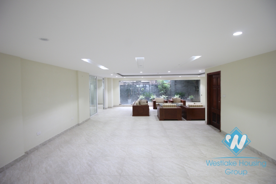 Brandnew and spacious office for rent in Tay Ho, Hanoi