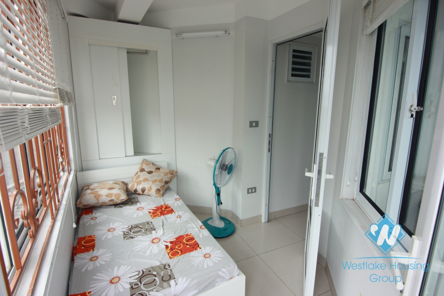 Lake view one bedroom for rent in Dong Da district, Ha Noi