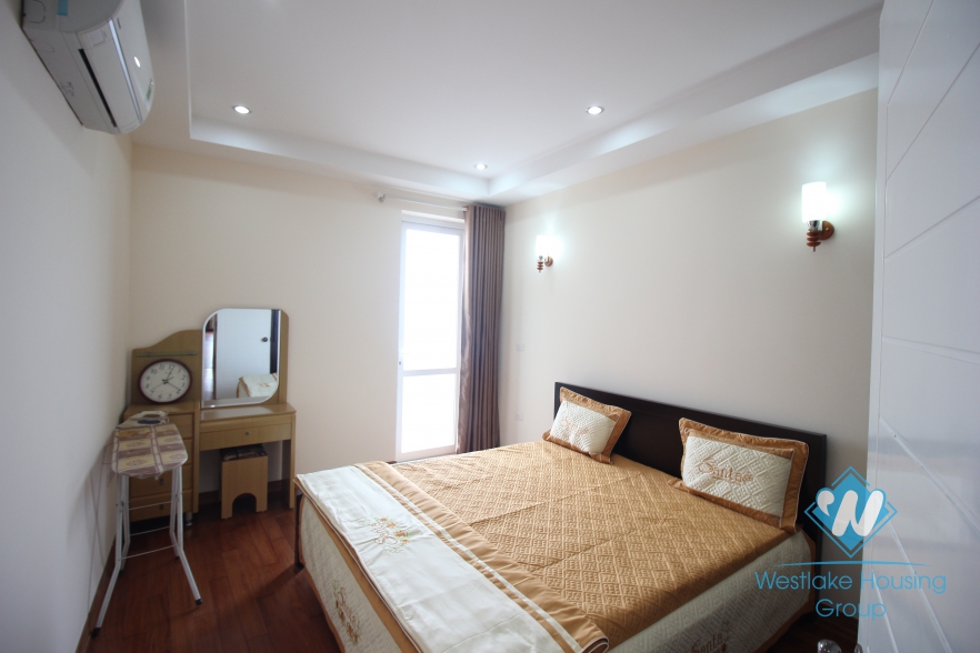 An nice apartment with lake view for rent in Tay Ho, Ha Noi