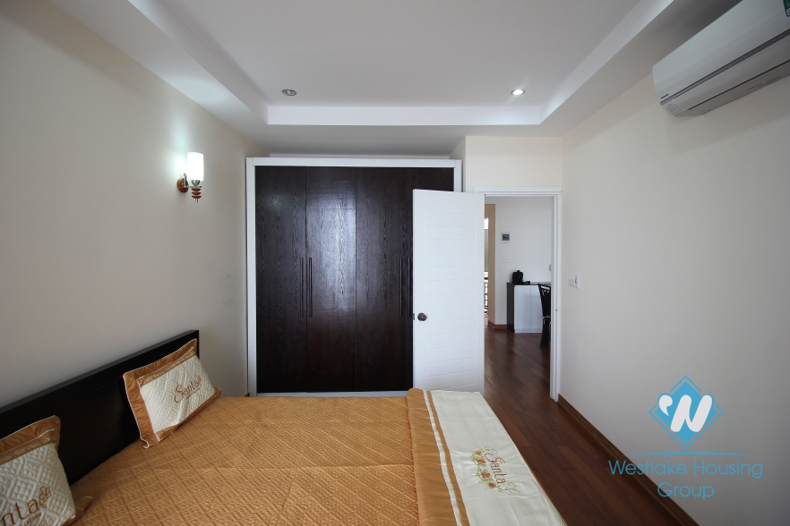 An nice apartment with lake view for rent in Tay Ho, Ha Noi