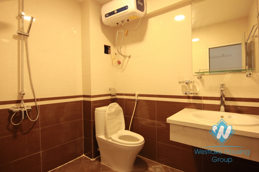 Brandnew, lakeside apartment for rent in Yen Phu village, Tay Ho, Hanoi