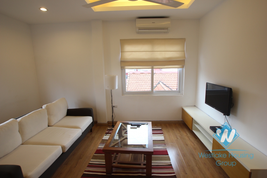 Nice one bedroom serviced apartment for rent in Linh Lang street, Ba Dinh, Hanoi