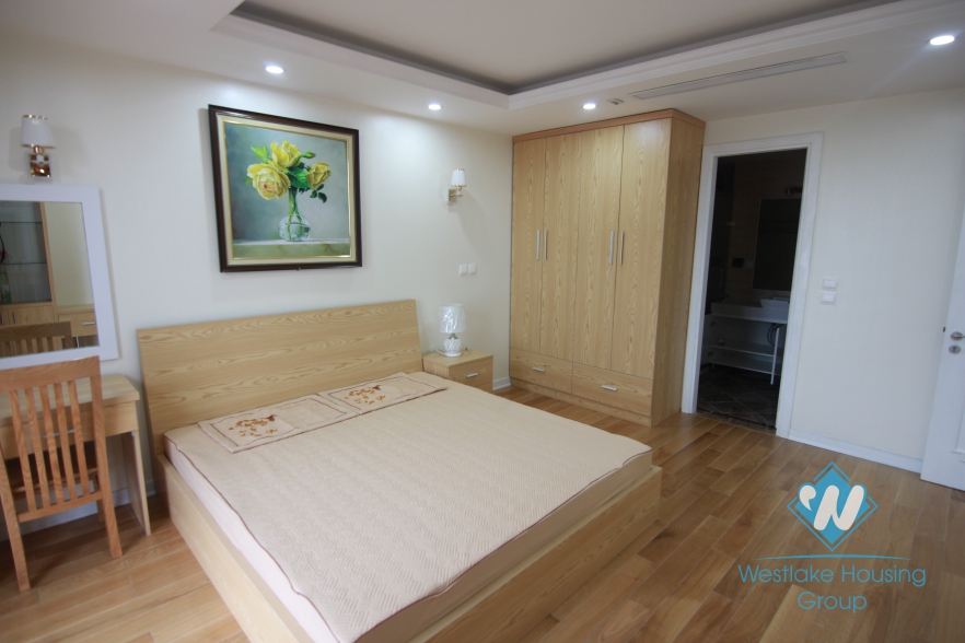 Luxury three bedrooms apartment for rent in Dong Da district, Ha Noi