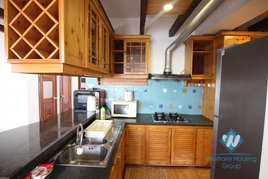 Lake view apartment with 2 bedrooms apartment for rent in Yen Phu area, Tay Ho