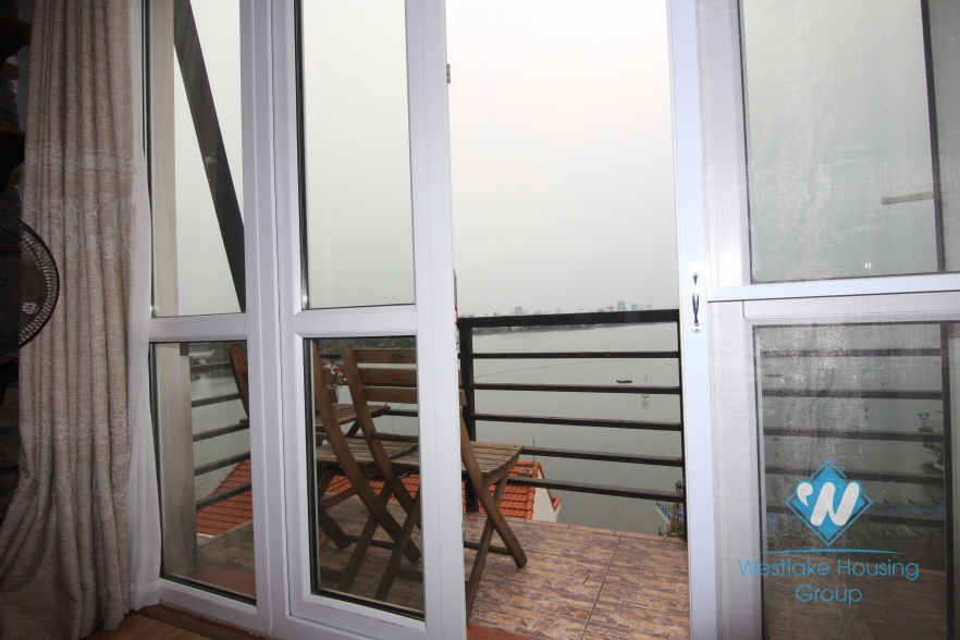 Lake view apartment with 2 bedrooms apartment for rent in Yen Phu area, Tay Ho