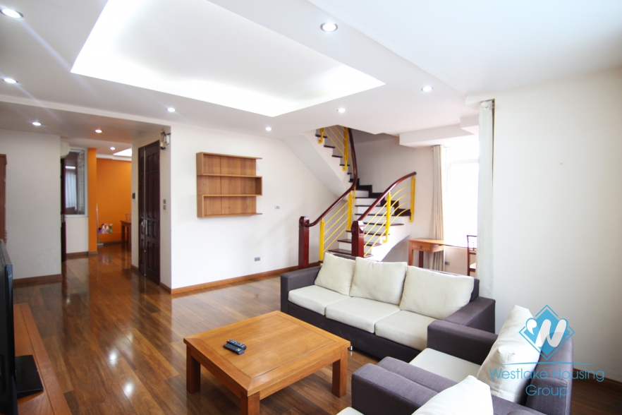 Spacious apartment for rent in Linh Lang, Ha Noi