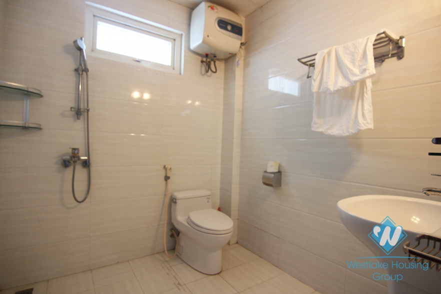 Spacious apartment for rent in Linh Lang, Ha Noi