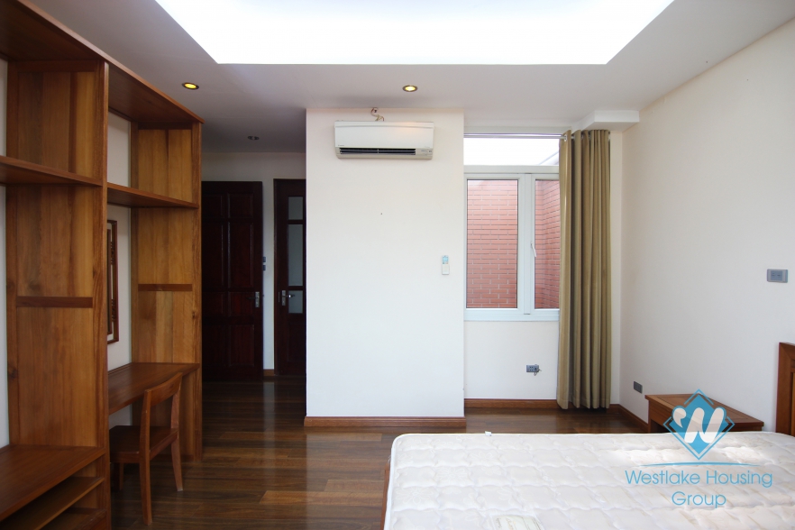 Spacious apartment for rent in Linh Lang, Ha Noi