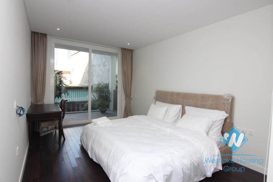 Lakeview luxury apartment for rent in Tay Ho, Hanoi