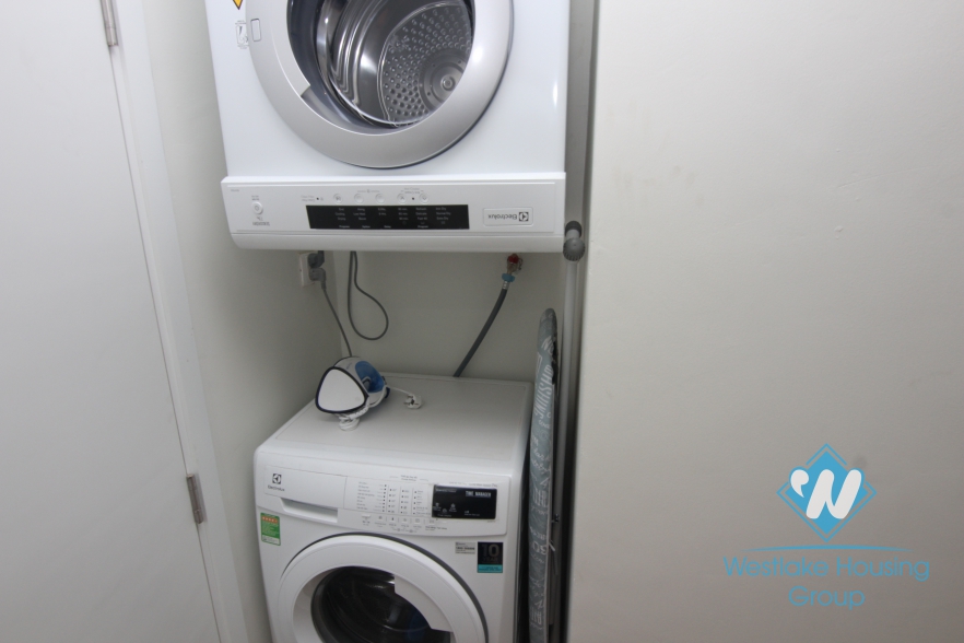 Lakeview luxury apartment for rent in Tay Ho, Hanoi