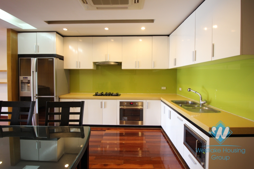 Stunning new and modern lakeside apartment for rent in Tay Ho
