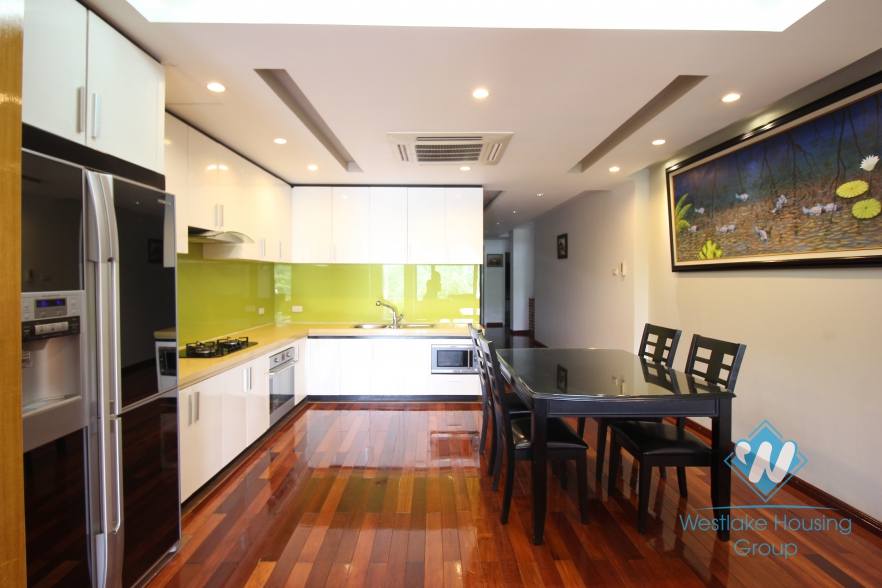 Stunning new and modern lakeside apartment for rent in Tay Ho