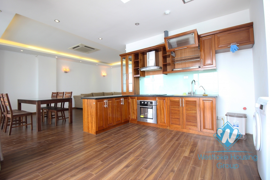 A beautiful apartment with 3 bedrooms for rent in Xuan Dieu, Tay Ho, Ha Noi