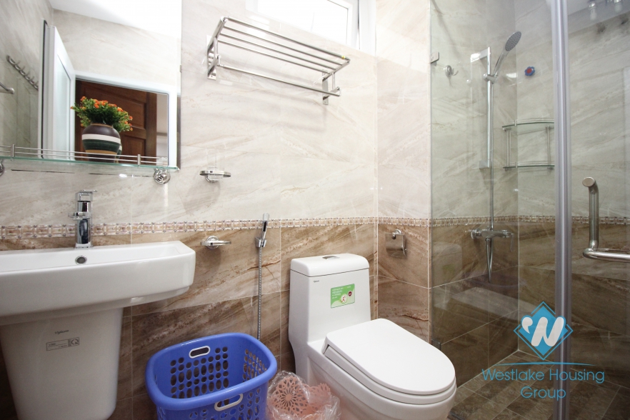 One bedroom apartment with balcony for rent in Dong Da, Ha Noi