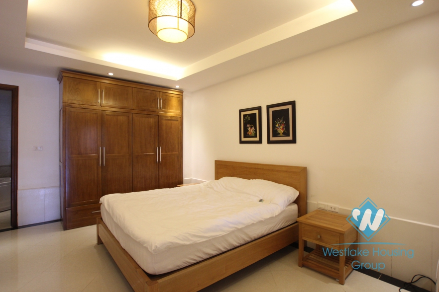 Nice apartment with back yard for rent in Xuan Dieu street, Tay Ho district, Hanoi