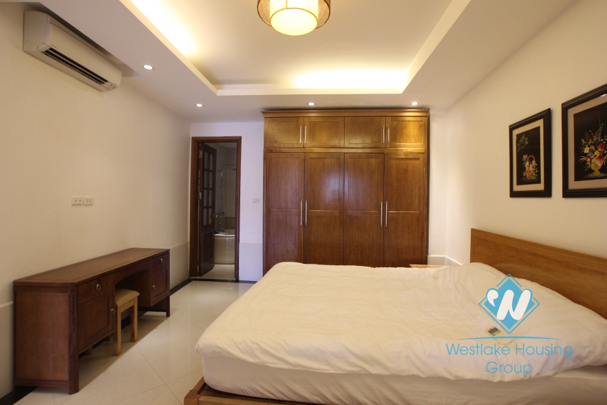 Nice apartment with back yard for rent in Xuan Dieu street, Tay Ho district, Hanoi