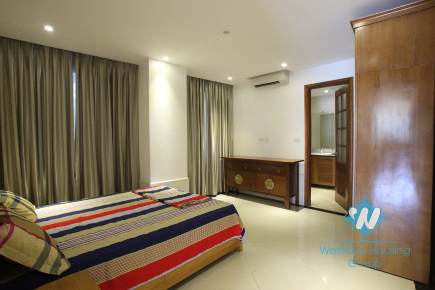 Nice apartment with back yard for rent in Xuan Dieu street, Tay Ho district, Hanoi