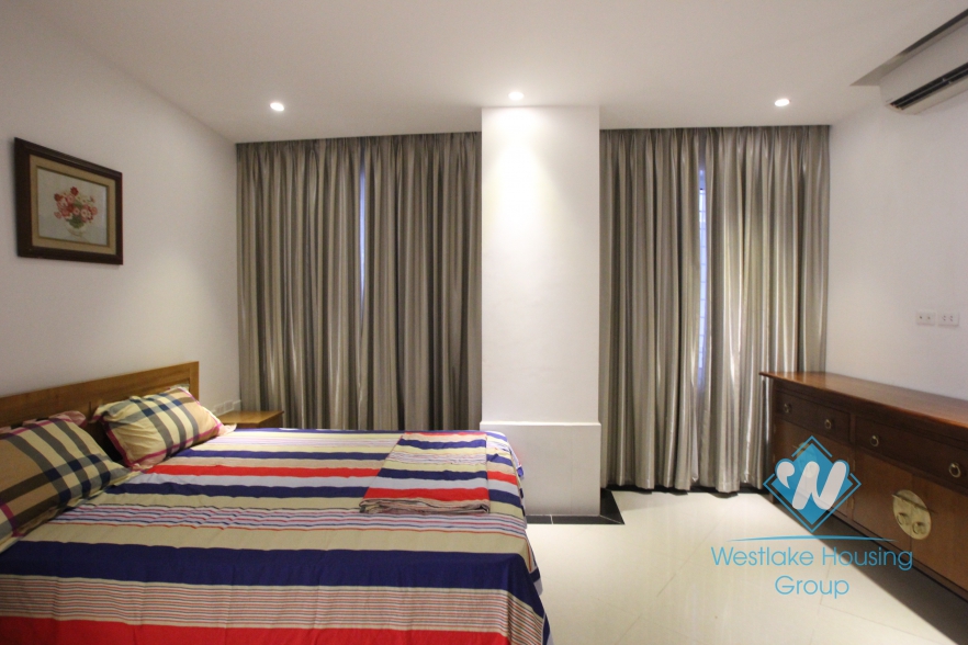 Nice apartment with back yard for rent in Xuan Dieu street, Tay Ho district, Hanoi