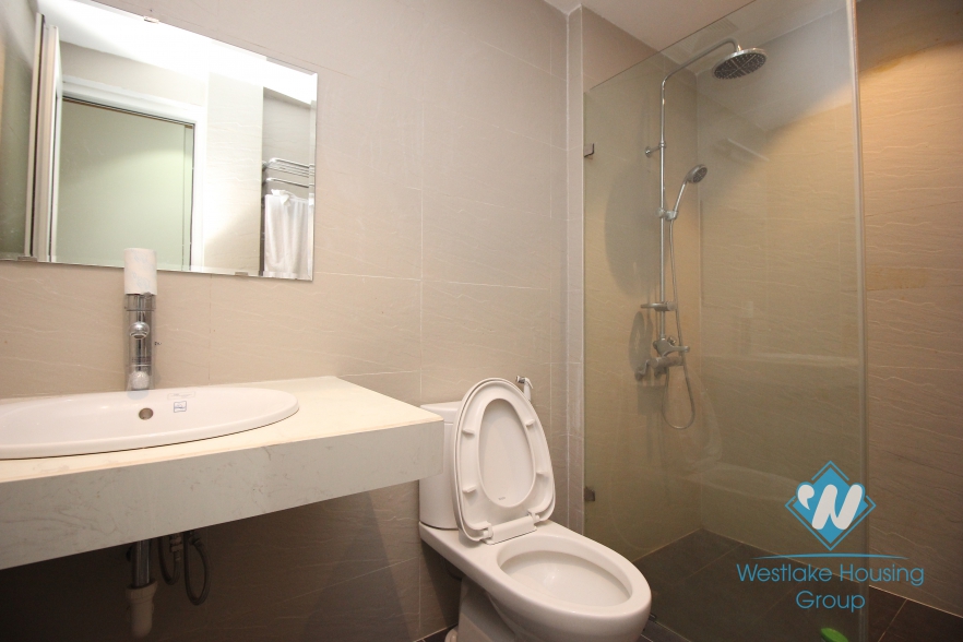 Nice and modern furniture apartment for rent in Dong Da District