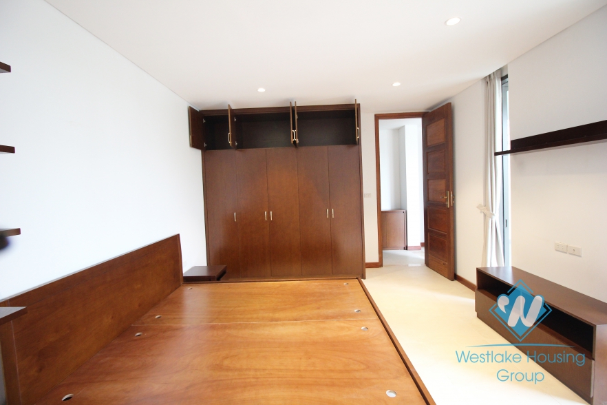 A brand new apartment with lake view for rent in Tay Ho, Ha Noi