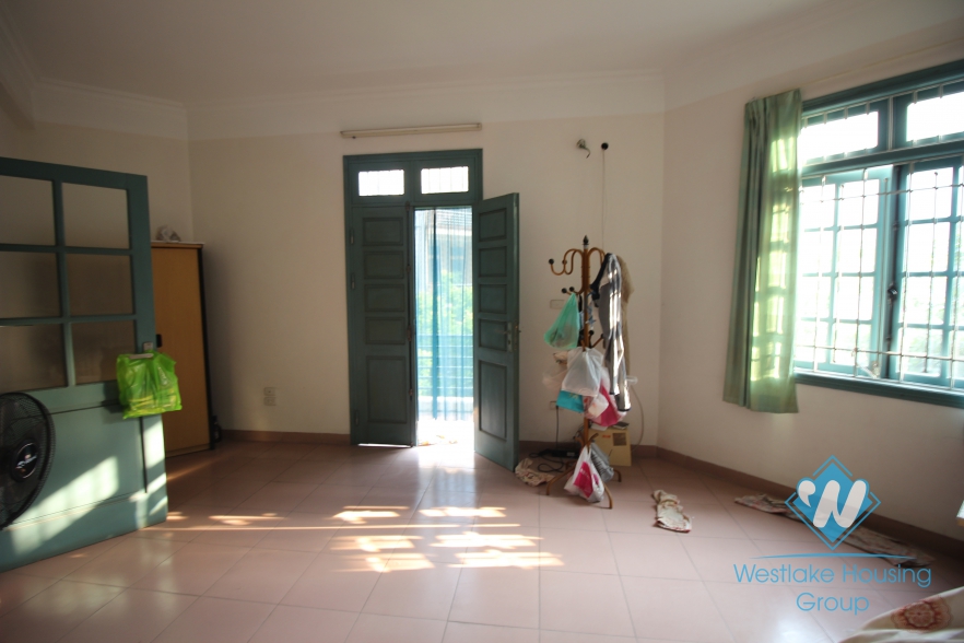 Beautiful house suitable for office and stay for rent in Thanh Xuan district, Ha Noi