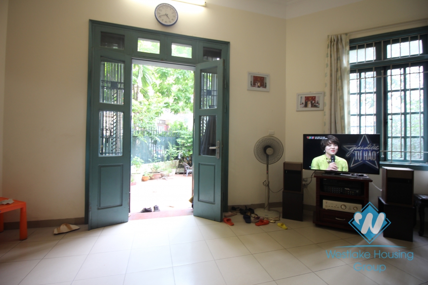 Beautiful house suitable for office and stay for rent in Thanh Xuan district, Ha Noi