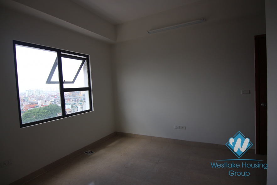 Unfurnished three bedrooms apartment for rent in Thanh Xuan district
