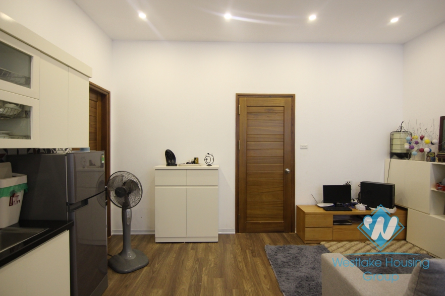 Graceful apartment in Xuan Dieu, Tay Ho close to Westlake 