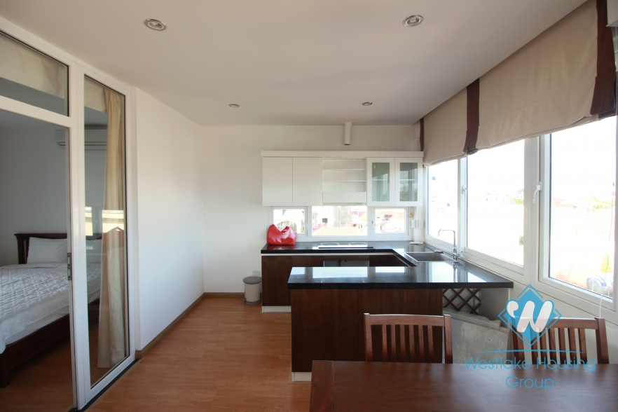 Affordable-luxury apartment for rent on Dang Thai Mai, Tay Ho, Hanoi
