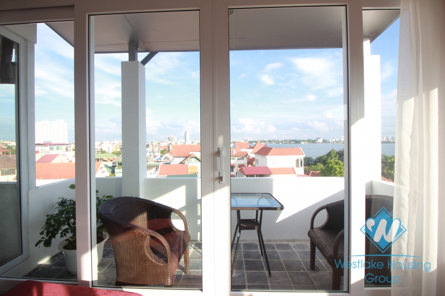 Affordable-luxury apartment for rent on Dang Thai Mai, Tay Ho, Hanoi