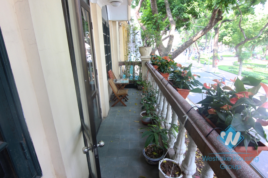 02 bedrooms apartment with nice balcony for rent in Hoan Kiem district