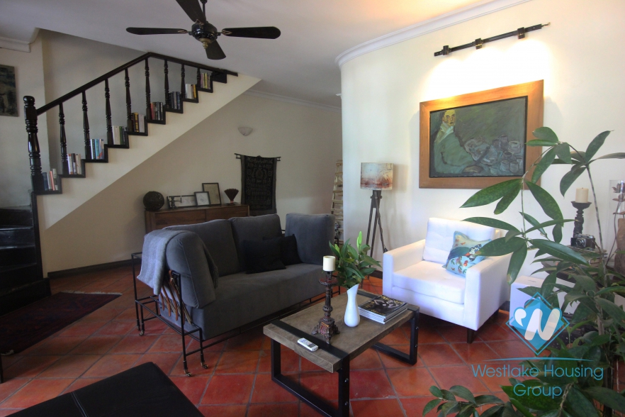 02 bedrooms apartment with nice balcony for rent in Hoan Kiem district