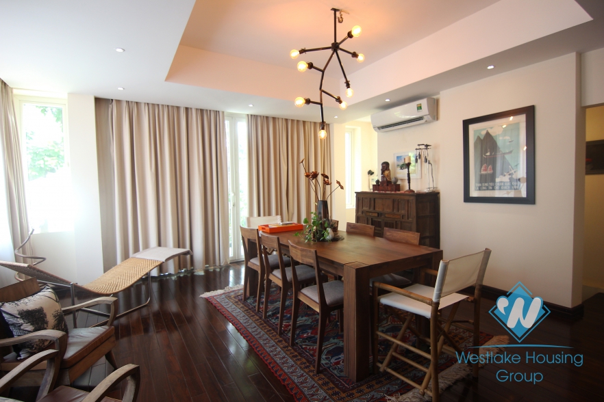 02 bedrooms apartment with nice balcony for rent in Hoan Kiem district