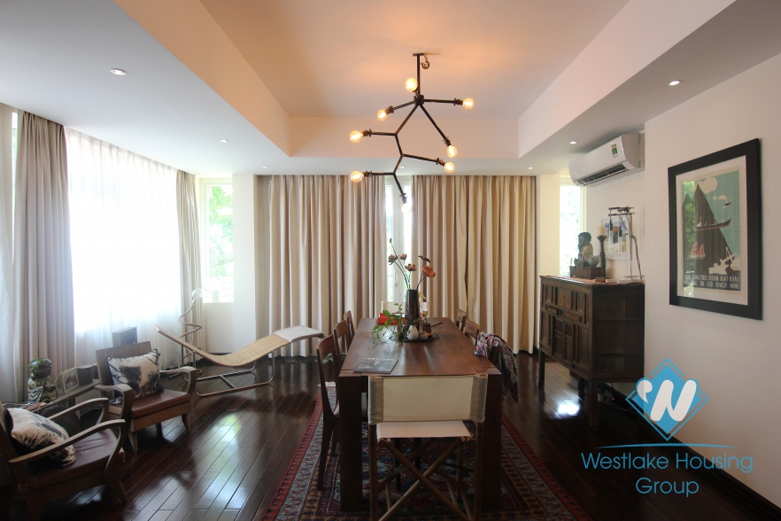 02 bedrooms apartment with nice balcony for rent in Hoan Kiem district