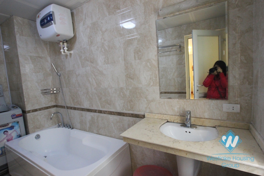 Beautiful studio for rent in Lang Ha Street, Hanoi