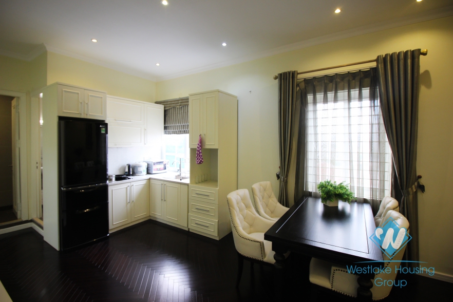 Good two bedrooms apartment for rent in Dong Da district, Ha Noi