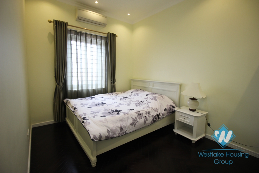 Good two bedrooms apartment for rent in Dong Da district, Ha Noi