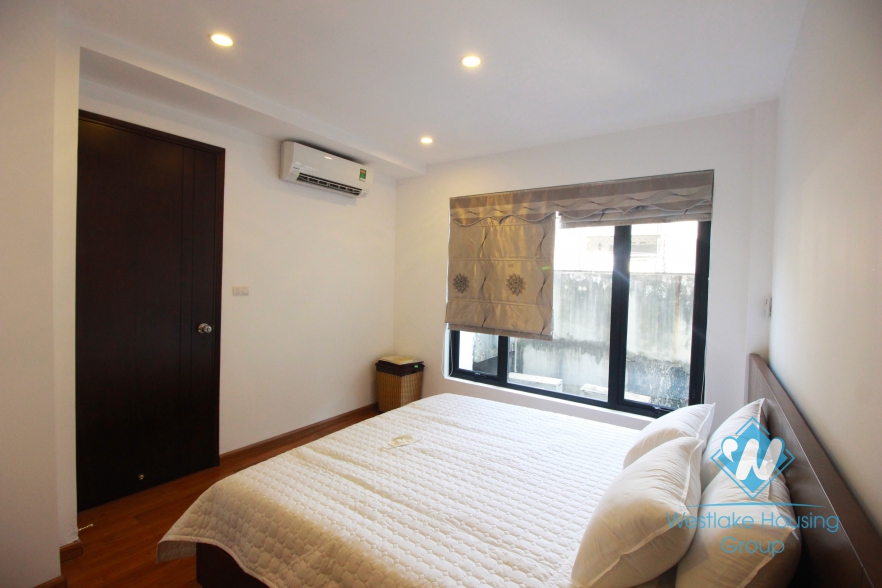 Gorgeous 2 bedrooms apartment for rent near Daewoo hotel, Kim Ma, Ba Dinh, Hanoi 