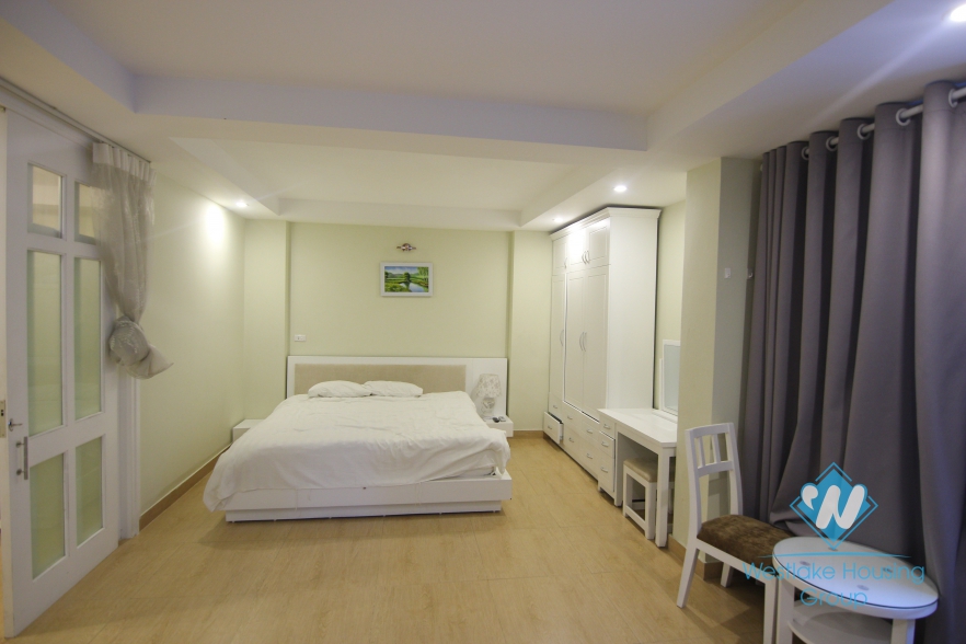 Nice apartment for rent in Yen Phu Street, Tay Ho, Ha Noi