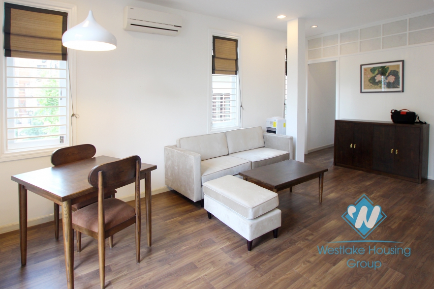 Mordern apartment for rent on Nguyen Chi Thanh Street, Ba Dinh District, Ha Noi