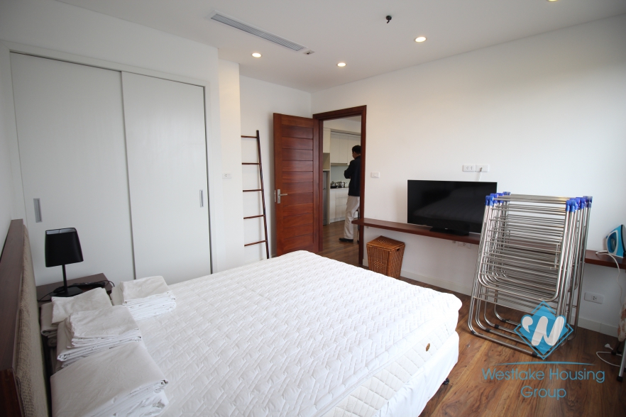 Nice lake view apartment for rent in Hai Ba Trung, Hanoi, Vietnam 