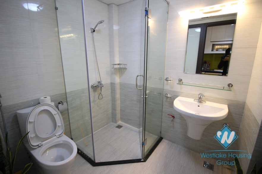 Brand new studio for rent near Hoang Cau lake, Dong Da district, Ha Noi